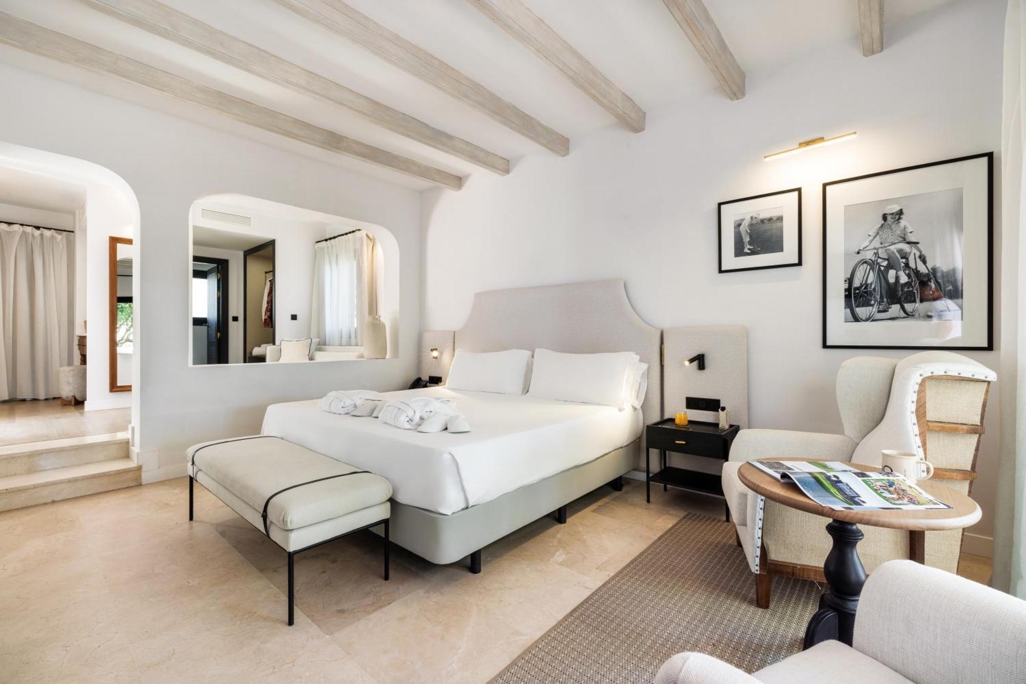 Junior Suite with Garden View,1699520770:JPEG